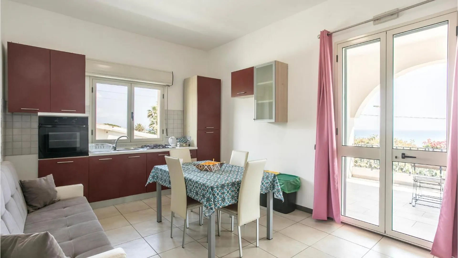 8 Bedroom Gorgeous Home In Cava Daliga Cava d'Aliga Holiday home